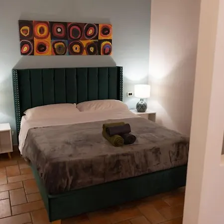 Mini With Pool 15 Min From Center Apartment