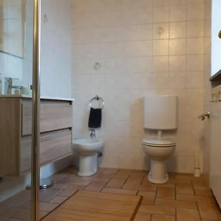 Mini With Pool 15 Min From Center Apartment Como