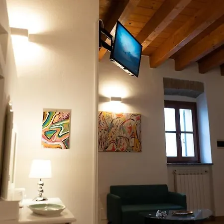 Apartment Mini With Pool 15 Min From Center Como
